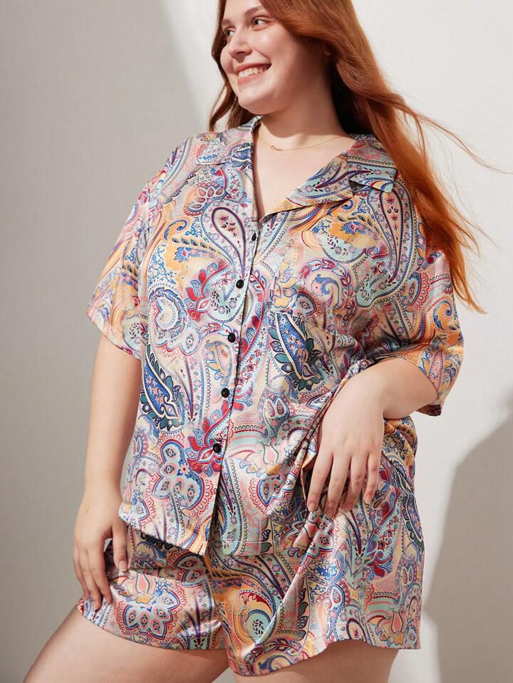 Plus Vintage Cashew Flower Patterned Silk Short Pant Set