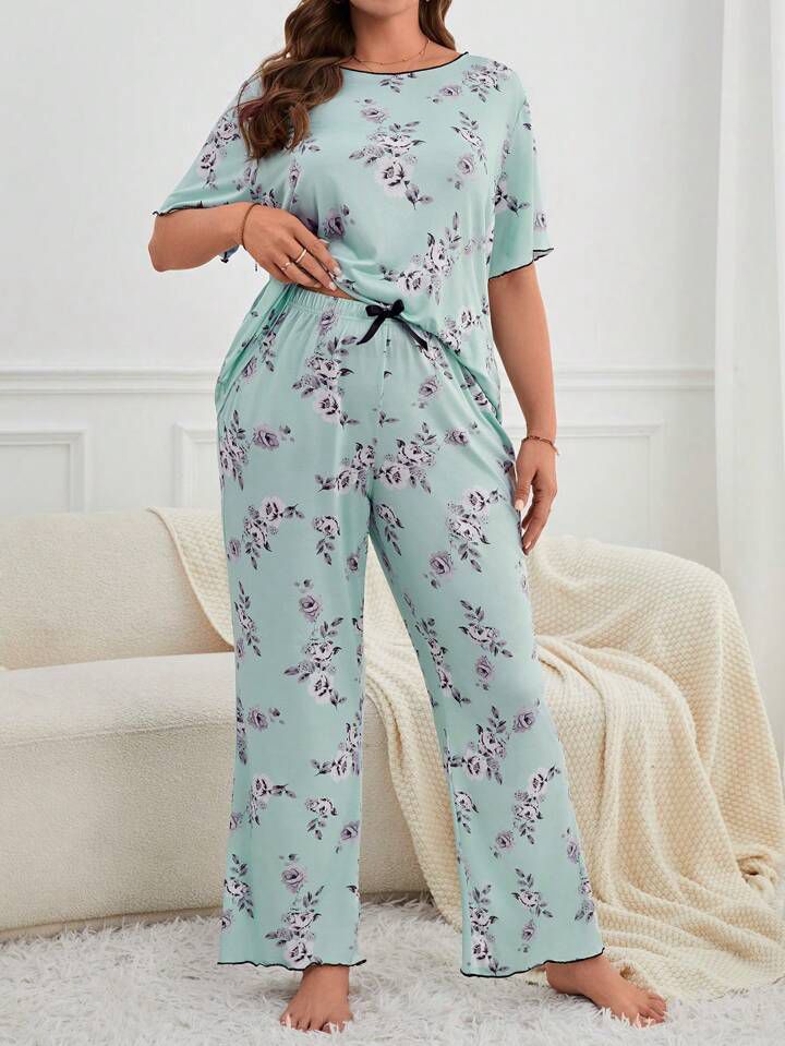 Plus Size Women Solid Color Crew Neck Short Sleeve Shirt And Floral Print Pants Casual Pajama Set