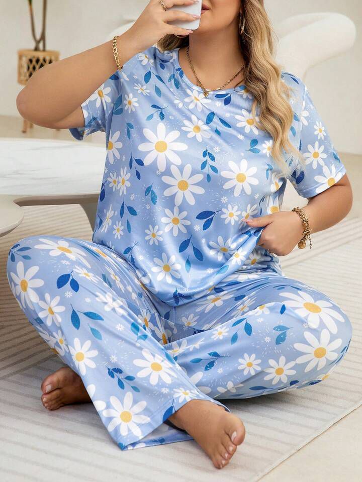 Women's Plus Size Blue Round Neck Pajama Set