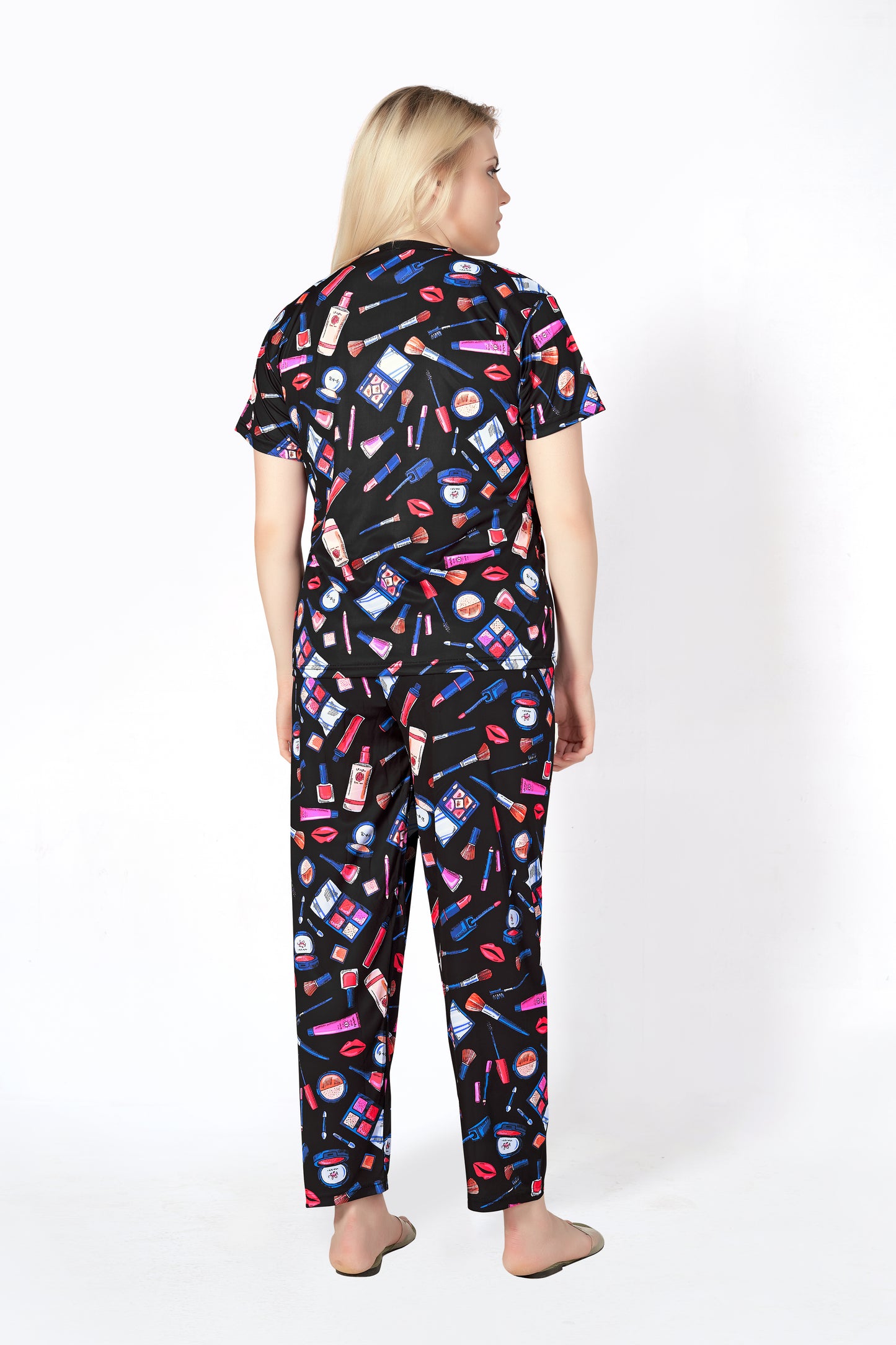 Makuap-Kit Print T-shirt And Long Pajama Set